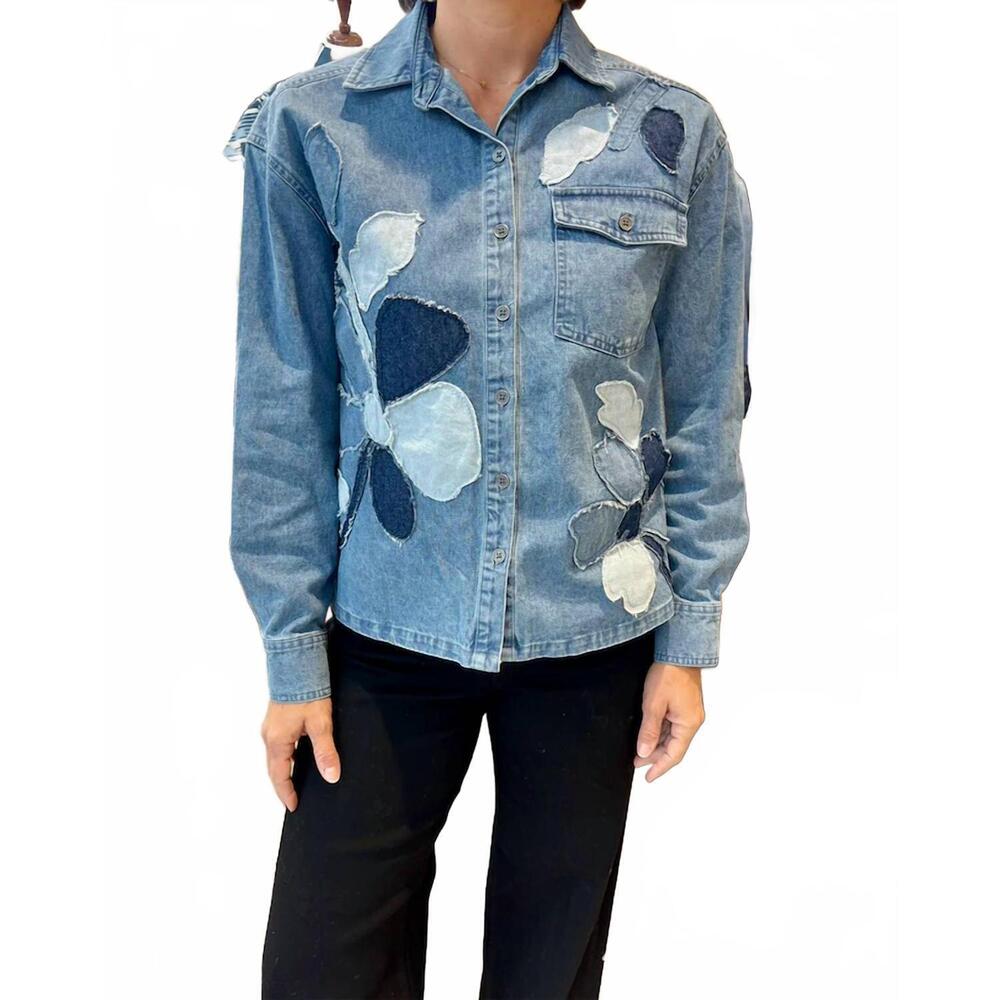 NEW TRU LUXE flower applique denim jacket in blue